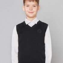 Жилет вязаный