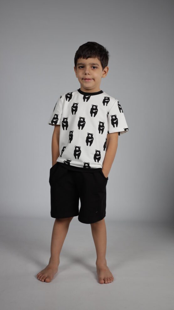 Կիսատաբատ` սև