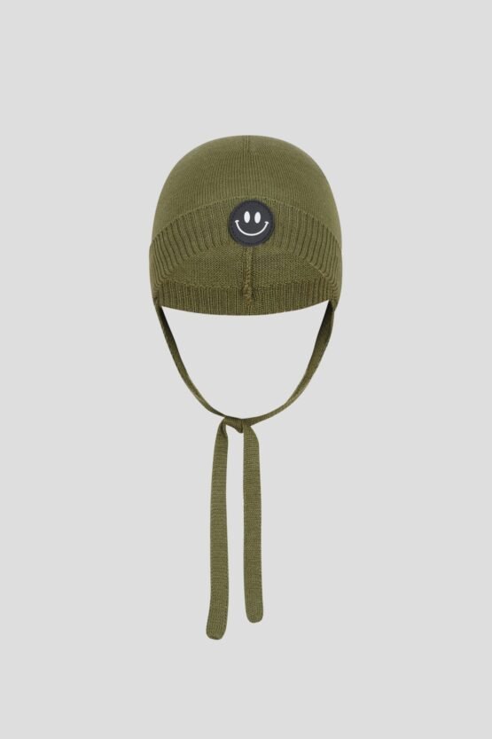 Шапка вязаная