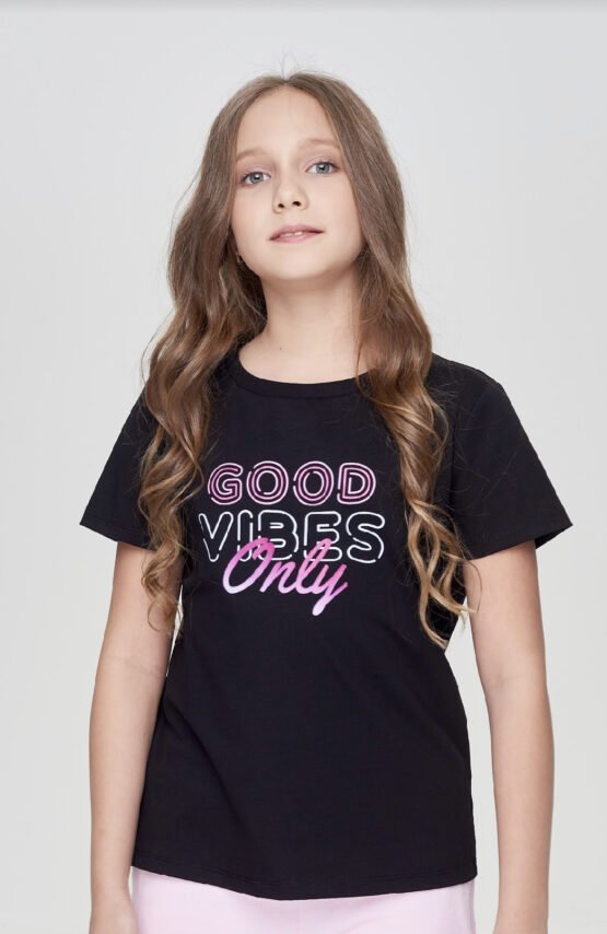 Բլուզ նեոնային տպագրությամբ