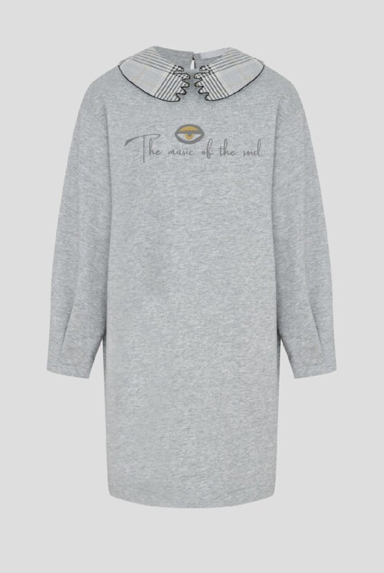 Платье трикотажное объемной формы