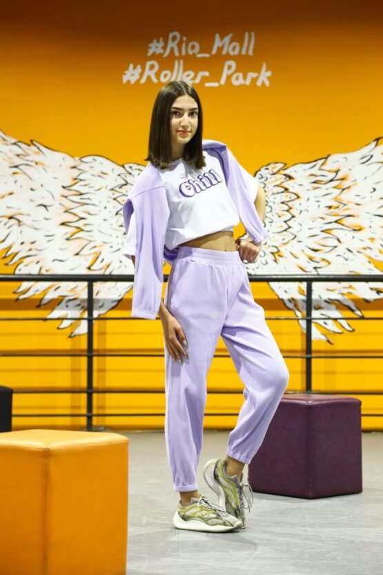 Տաբատ Մանուշակագույն