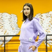 Հուդի Մանուշակագույն