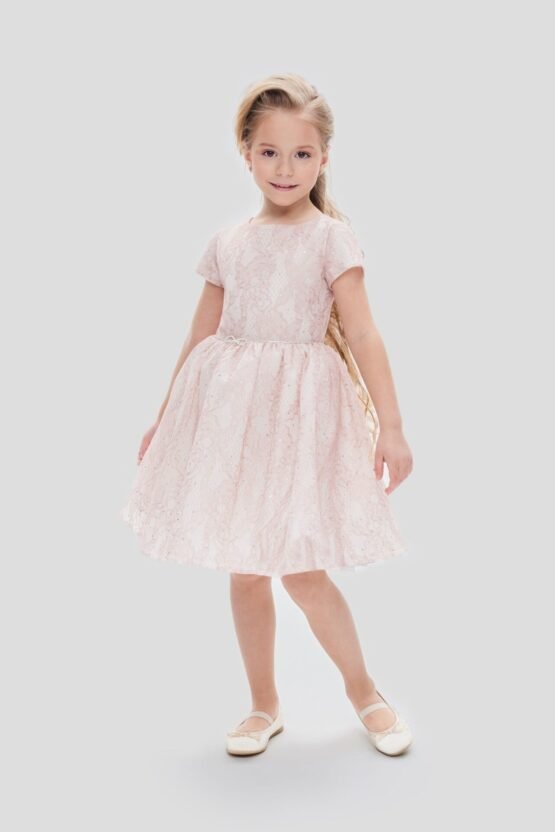 Платье нарядное из кружевного полотна со стразами и декором