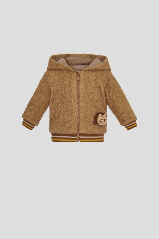 Մորթյա բաճկոն դեկորով