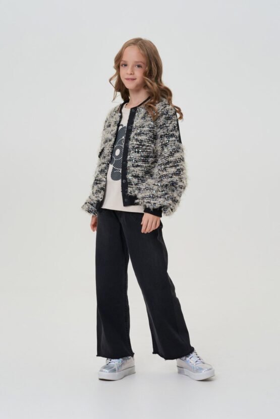 Джинсы с накладными карманами