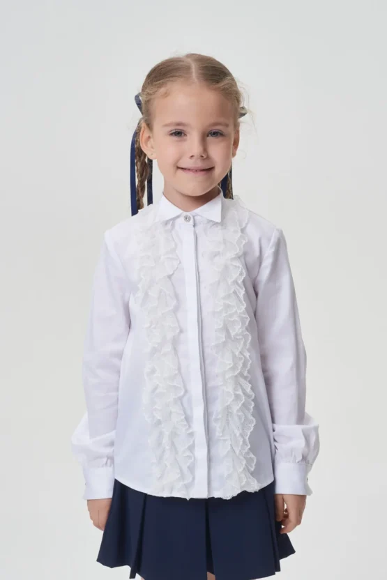 Ժանյակով դպրոցական բլուզ